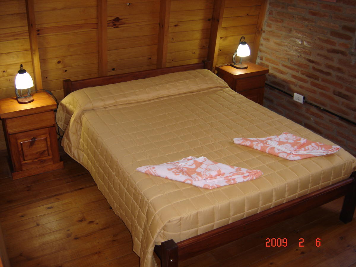 Cabanas Ecos Del Rio Los Reartes Phòng bức ảnh
