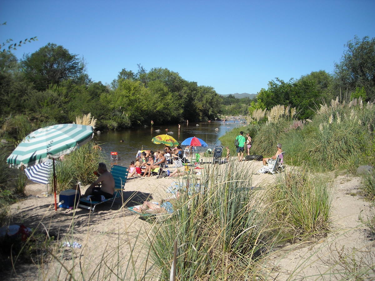 Cabanas Ecos Del Rio Los Reartes Phòng bức ảnh
